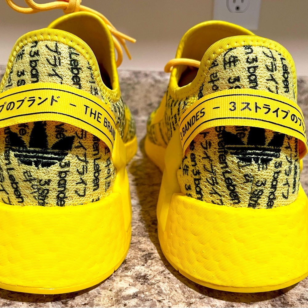 🚨SOLD🚨 NEW Adidas Originals NMD_R1 V2 “All Over Print” Shoes Men’s Size 10.5 - Picture 3 of 7